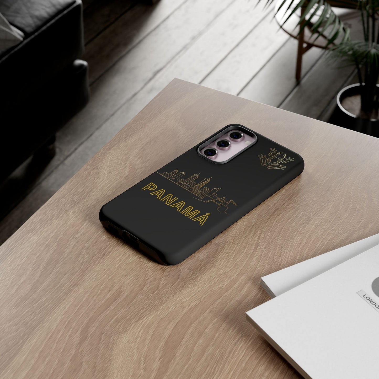 Panamá Skyline Tough Phone Case in black